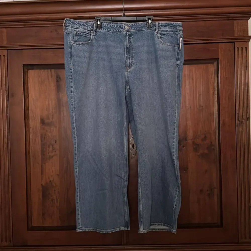 NWT Old Navy Mid Rise Wide Leg Jeans Plus Size 26